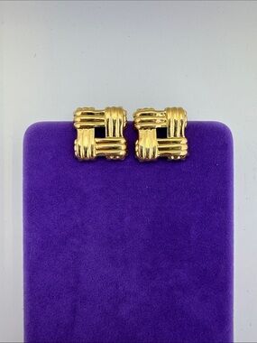 💛 Classic Avon Gold Square Knot Earrings | Bold Designer Statement